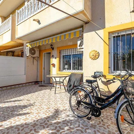 Familjeboende Med Stor Gemensam Pool Och Fin Utsikt * Torrevieja