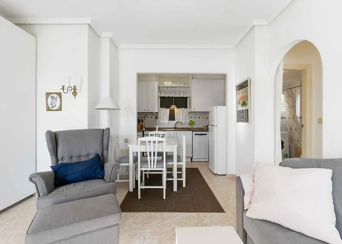 Apartment Familjeboende Med Stor Gemensam Pool Och Fin Utsikt *