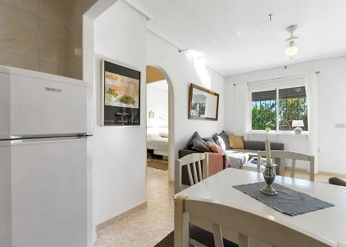 Apartment Familjeboende Med Stor Gemensam Pool Och Fin Utsikt Torrevieja